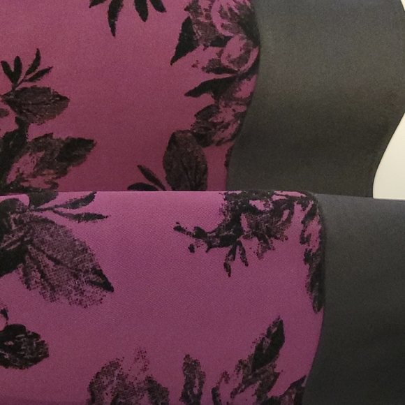 Sleeveless Purple Black Floral Dress - Picture 3 of 4